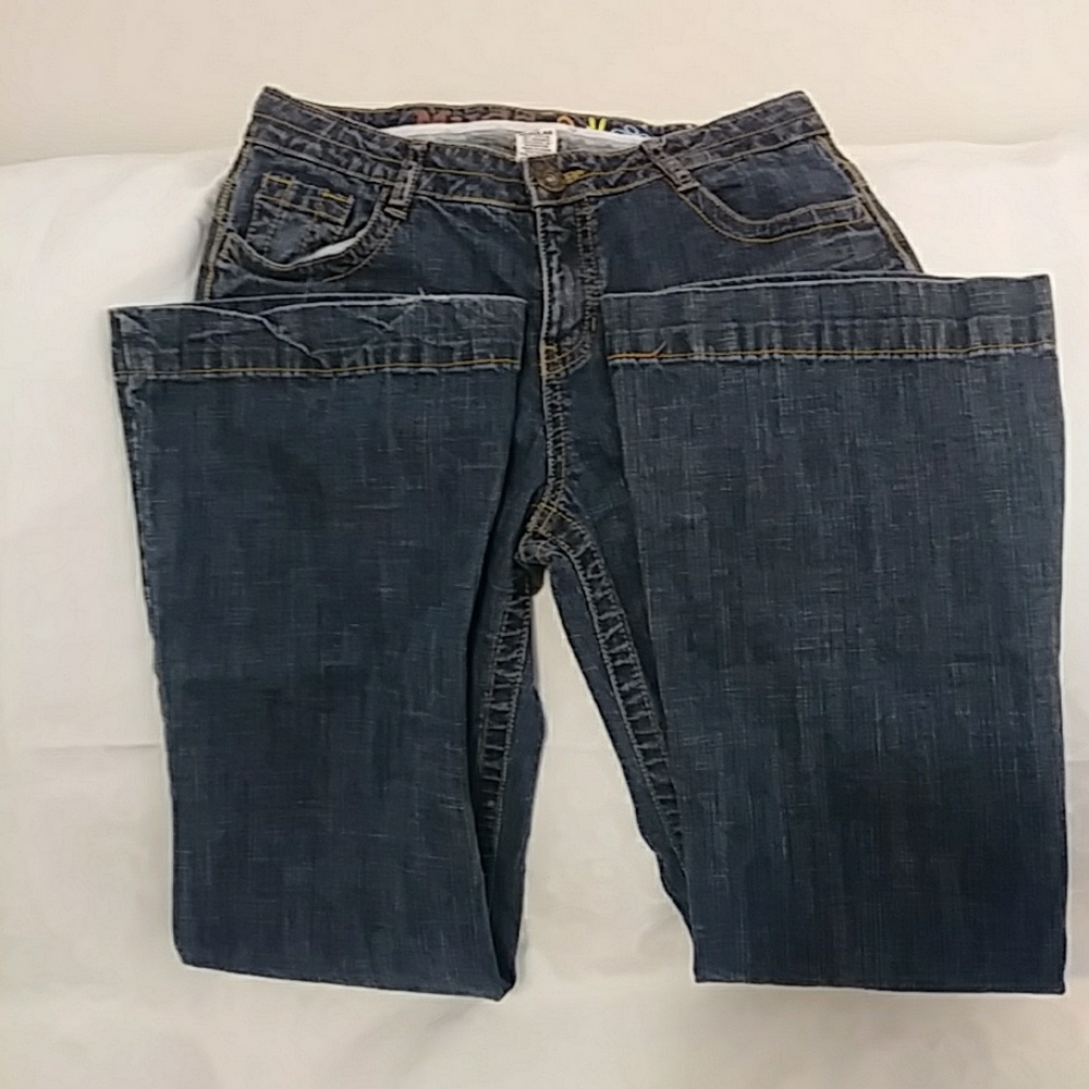 Jeans - Mudd Super Flare Young Adult Jeans Size 16 Reg - Picture 2 of 6